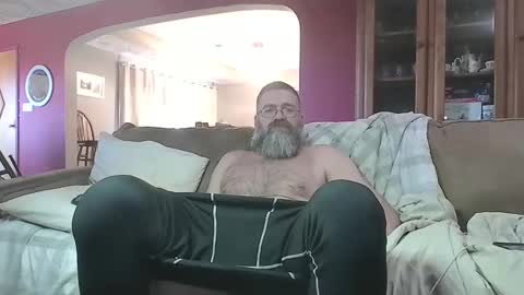 Snapshot of clamsplitter420 chatting on 12-19-24, 06:23 Clamsplitter420 online show from 12-19-24, 06:23