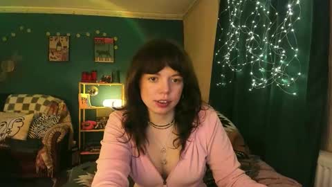 Clancy online show from 02-15-26, 06:37