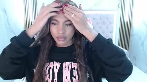 Clara  online show from 09-11-25, 08:31