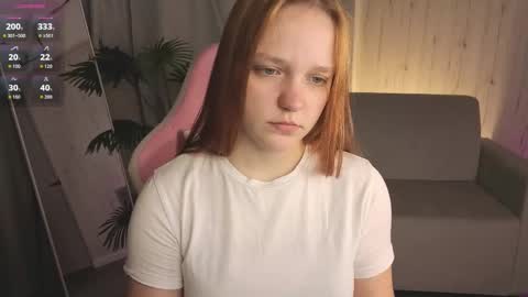 Snapshot of clara_neumann chatting on 05-04-26, 03:02 CANDYY3 online show from 05-04-26, 03:02