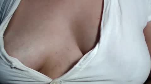 Snapshot of claraaa___ chatting on 01-06-25, 09:30 CLARA AT YOUR SERVICE online show from 01-06-25, 09:30