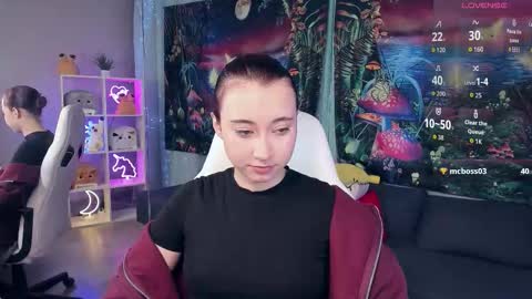 clarabenson online show from 09-12-25, 09:04