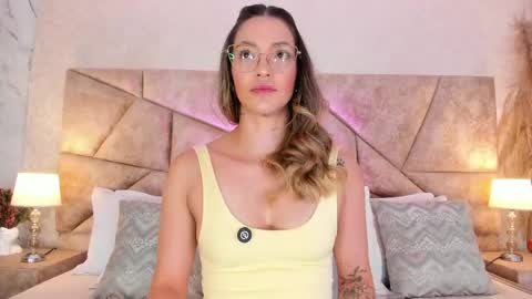 Snapshot of claradelmar_ chatting on 06-07-26, 09:24 Clara del mar online show from 06-07-26, 09:24