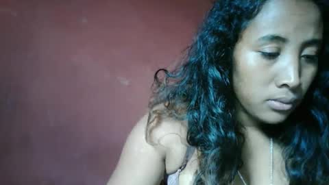 Clarah0123 online show from 05-19-26, 09:48