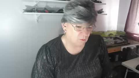 clare nylons online show from 04-04-26, 11:18