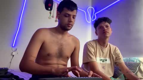 Snapshot of clarentz_baileys chatting on 02-12-26, 02:12 Clarentz bby online show from 02-12-26, 02:12