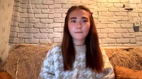 Snapshot of claribelatienza chatting on 09-11-25, 10:26 Yuna online show from 09-11-25, 10:26
