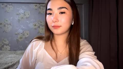 Snapshot of claribelatienza chatting on 09-30-25, 10:53 Yuna online show from 09-30-25, 10:53