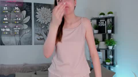 Lora online show from 03-18-26, 01:42