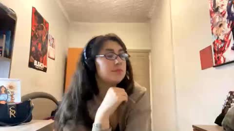 Snapshot of clarinegillmer chatting on 02-24-26, 03:54 Karolina online show from 02-24-26, 03:54