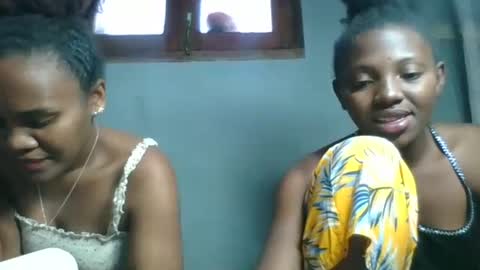 clarisse98 online show from 10-25-25, 08:55