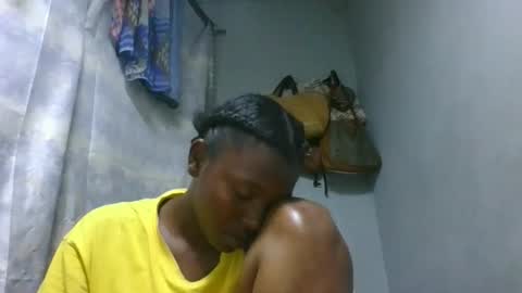 clarisse98 online show from 12-21-25, 06:59