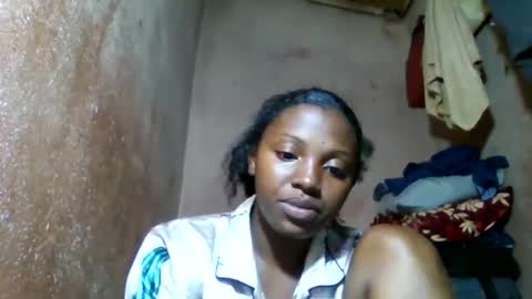 clarisse98 online show from 04-12-26, 07:52