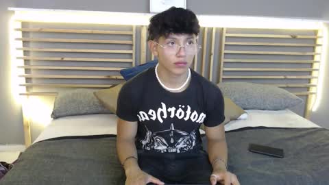 Snapshot of clark_ken1 chatting on 02-23-26, 08:39 clar online show from 02-23-26, 08:39