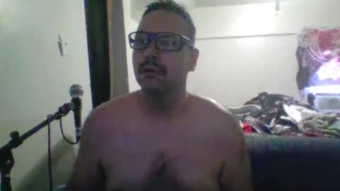 Snapshot of clark_kent1986 chatting on 04-19-26, 09:17 clark_kent1986 online show from 04-19-26, 09:17