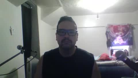 Snapshot of clark_kent1986 chatting on 04-25-26, 01:25 clark_kent1986 online show from 04-25-26, 01:25