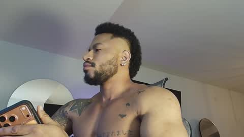 Snapshot of clark_strong chatting on 02-22-26, 06:17 clark_strong online show from 02-22-26, 06:17