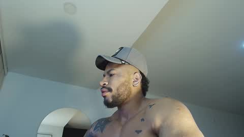 Snapshot of clark_strong chatting on 03-09-26, 11:36 clark_strong online show from 03-09-26, 11:36