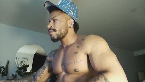 Snapshot of clark_strong chatting on 03-13-26, 01:01 clark_strong online show from 03-13-26, 01:01