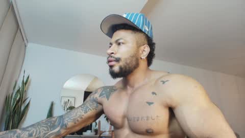 Snapshot of clark_strong chatting on 04-01-26, 11:22 clark_strong online show from 04-01-26, 11:22