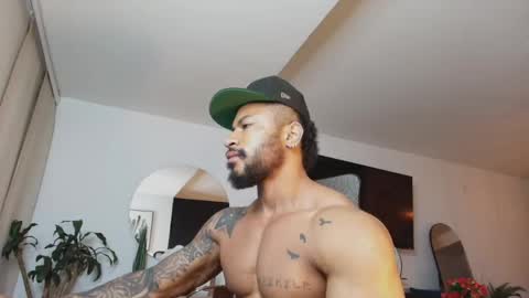 Snapshot of clark_strong chatting on 04-16-26, 11:33 clark_strong online show from 04-16-26, 11:33