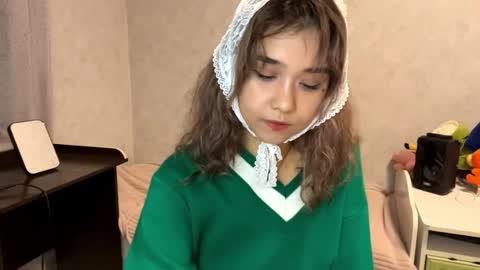 Lara online show from 11-08-25, 06:29