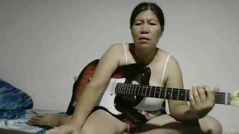 Snapshot of classicasian chatting on 05-05-26, 02:14 ClassicAsian online show from 05-05-26, 02:14