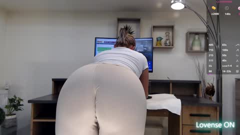 Deea xxx online show from 01-20-25, 01:07