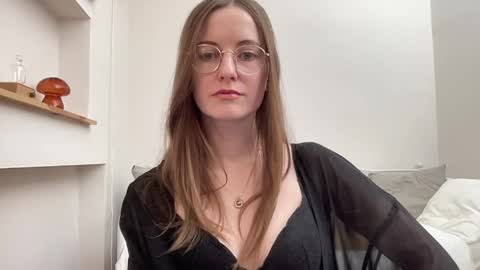 classyandgirly online show from 04-15-26, 07:58