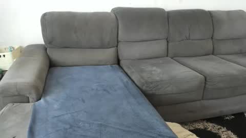 Angel online show from 04-16-26, 06:14