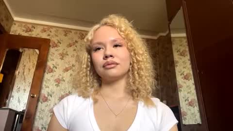 Snapshot of claudettelayel chatting on 07-14-26, 10:21 claudettelayel online show from 07-14-26, 10:21