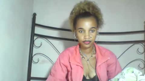 Snapshot of claudiannah chatting on 04-22-26, 07:26 claudianne online show from 04-22-26, 07:26
