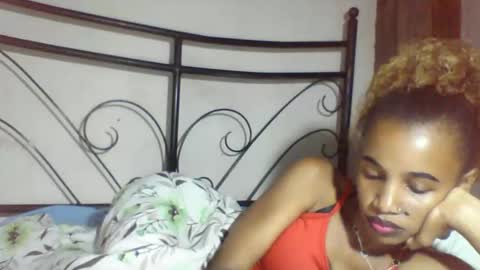 Snapshot of claudiannah chatting on 05-17-26, 03:52 claudianne online show from 05-17-26, 03:52