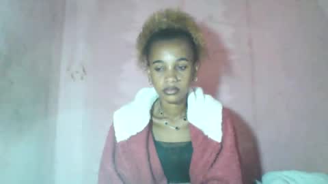 Snapshot of claudiannah chatting on 06-03-26, 05:43 claudianne online show from 06-03-26, 05:43