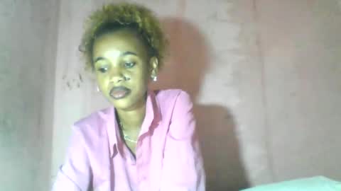 Snapshot of claudiannah chatting on 06-11-26, 03:59 claudianne online show from 06-11-26, 03:59