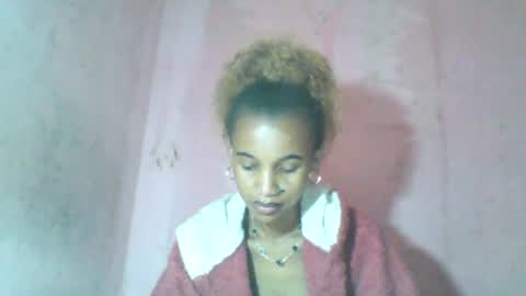 Snapshot of claudiannah chatting on 06-16-26, 08:28 claudianne online show from 06-16-26, 08:28