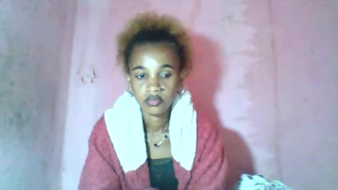 Snapshot of claudiannah chatting on 06-21-26, 05:32 claudianne online show from 06-21-26, 05:32