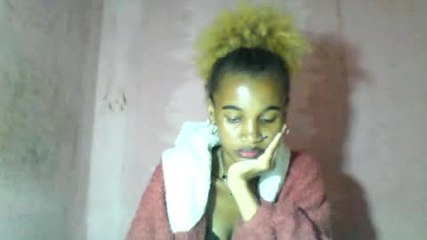Snapshot of claudiannah chatting on 07-10-26, 06:21 claudianne online show from 07-10-26, 06:21