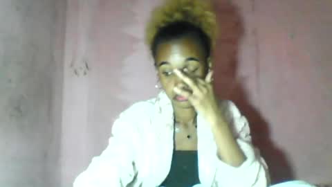 Snapshot of claudiannah chatting on 07-12-26, 06:54 claudianne online show from 07-12-26, 06:54