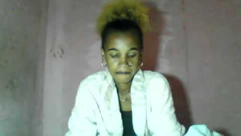 Snapshot of claudiannah chatting on 07-13-26, 07:00 claudianne online show from 07-13-26, 07:00