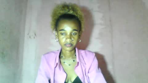 Snapshot of claudiannah chatting on 07-13-26, 07:05 claudianne online show from 07-13-26, 07:05