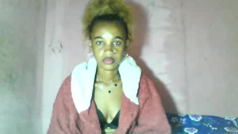 Snapshot of claudiannah chatting on 07-14-26, 04:17 claudianne online show from 07-14-26, 04:17