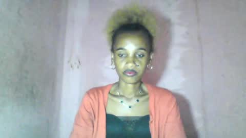 Snapshot of claudiannah chatting on 07-19-26, 04:44 claudianne online show from 07-19-26, 04:44