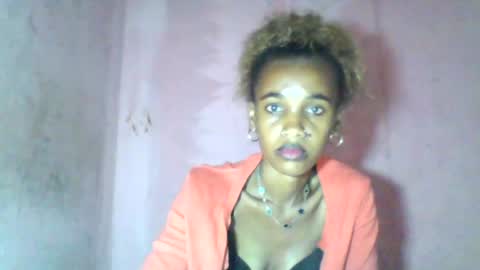 Snapshot of claudiannah chatting on 07-28-26, 04:39 claudianne online show from 07-28-26, 04:39