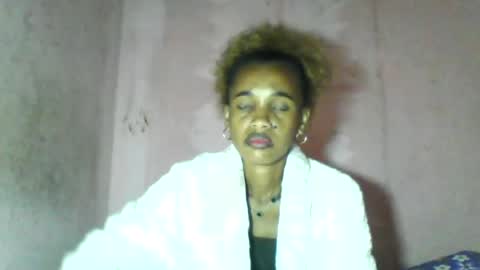 Snapshot of claudiannah chatting on 07-30-26, 05:45 claudianne online show from 07-30-26, 05:45