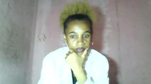 Snapshot of claudiannah chatting on 08-01-26, 06:18 claudianne online show from 08-01-26, 06:18