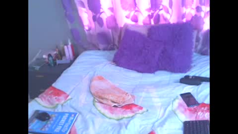 claudine valencia online show from 01-26-25, 02:52