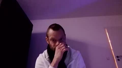 Florian online show from 12-20-25, 04:47