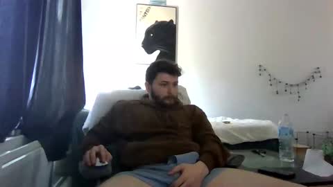 Snapshot of clem090 chatting on 03-01-25, 01:29 clem090 online show from 03-01-25, 01:29