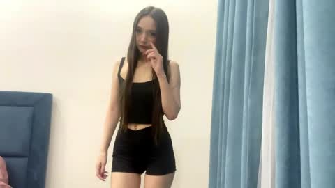 Snapshot of clementinecampion chatting on 05-27-26, 04:26 Viki online show from 05-27-26, 04:26